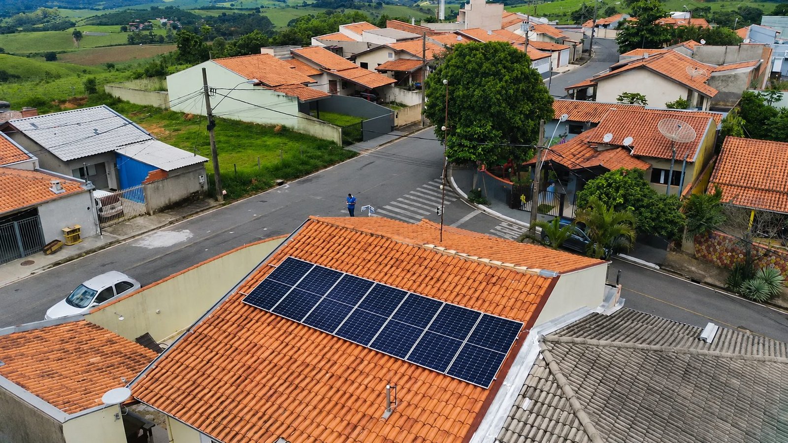 Sistema fotovoltaico residencial - avaliação de Vitor Nunes no Google
